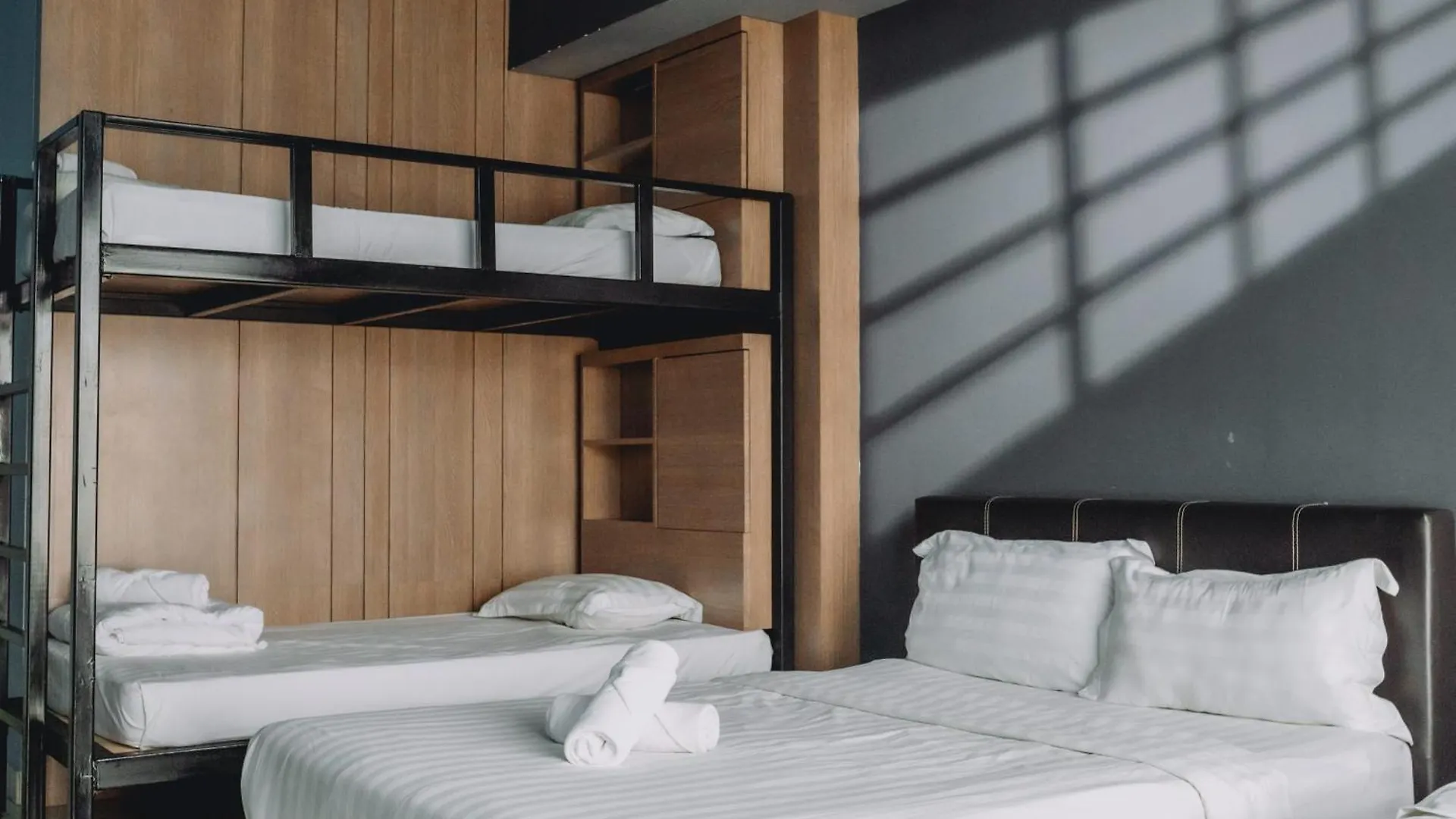 Aeropod Cactus Rail Suite With Balcony - Kota Kinabalu 0*,  Malesia